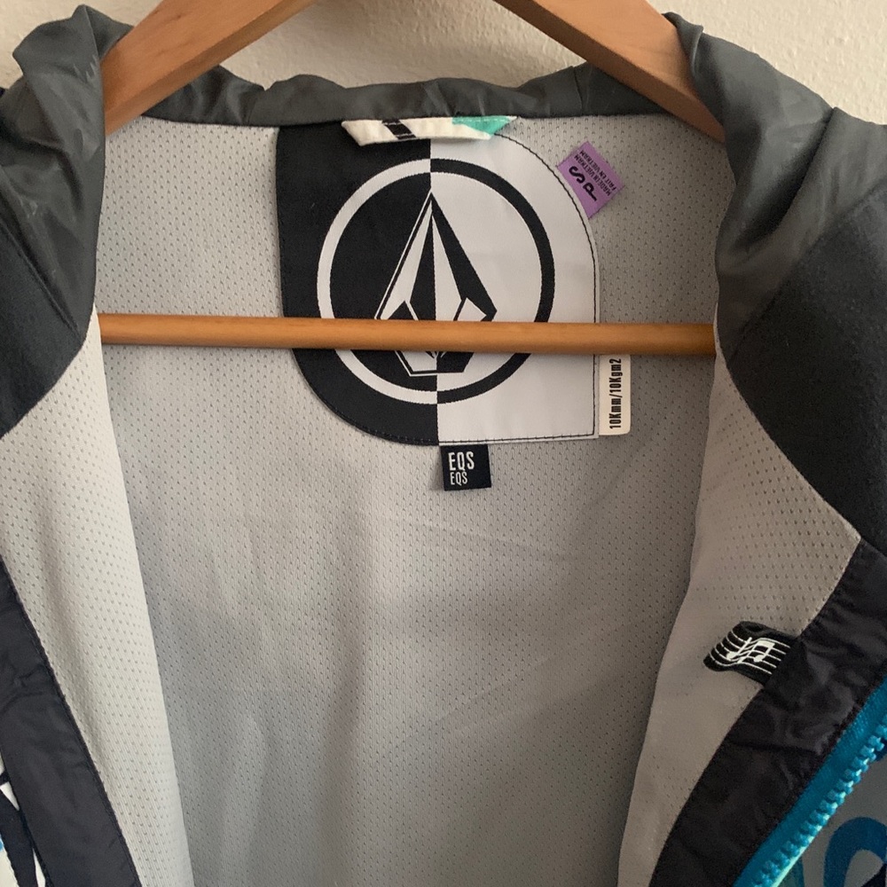 Volcom ski jacket - Picture 2 of 3